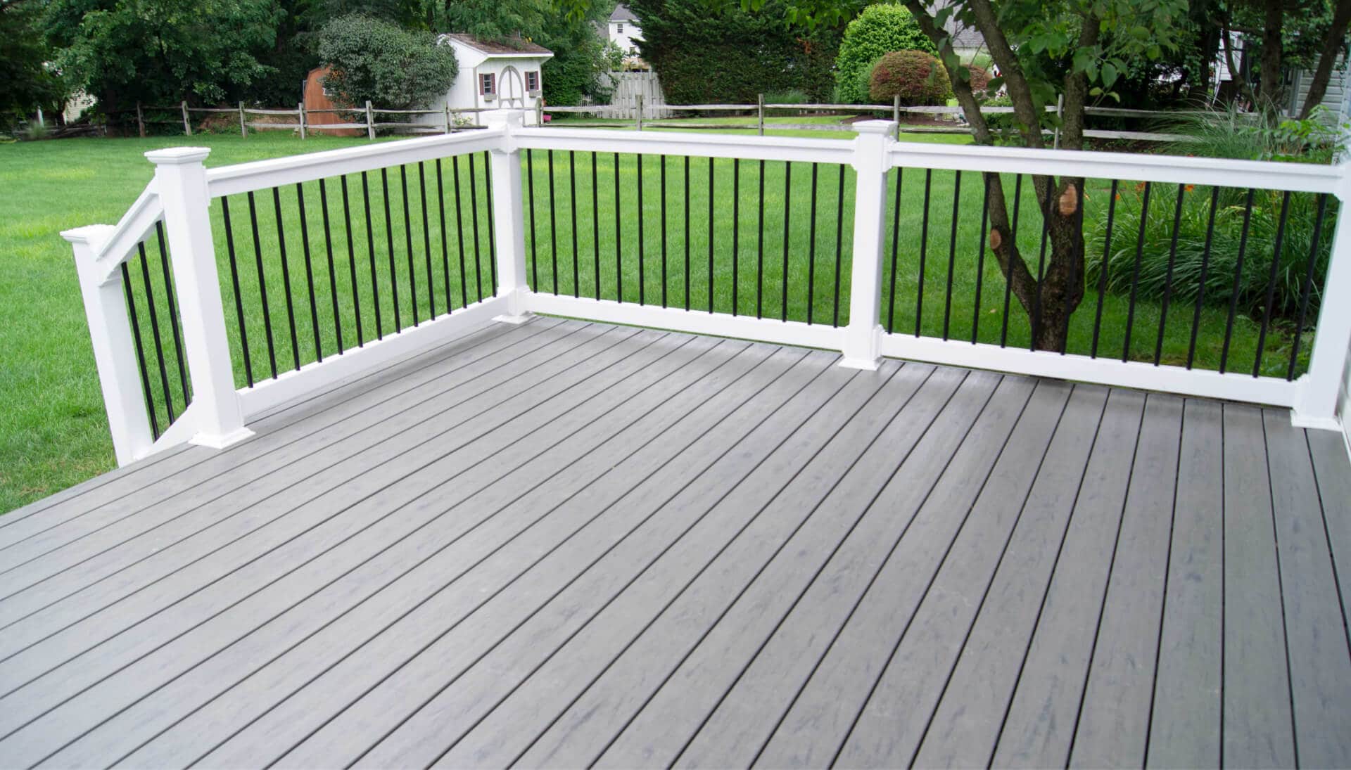 Specialists in deck railing and covers Fredericksburg, Virginia